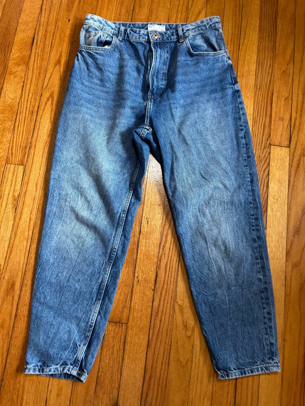 Bershka  Mom Jeans Medium Wash Size 10 Sustainable Cotton Denim